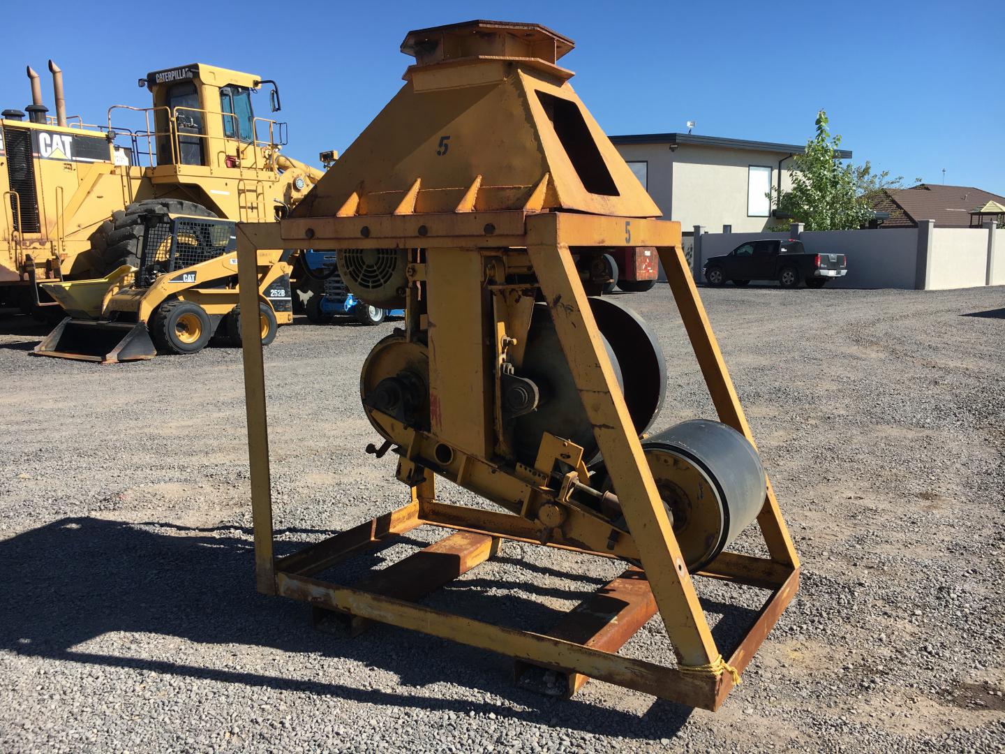 ./imagenes/INVOICE/2019/17242/DISPERSOR DE FERTILIZANTE (8).JPG